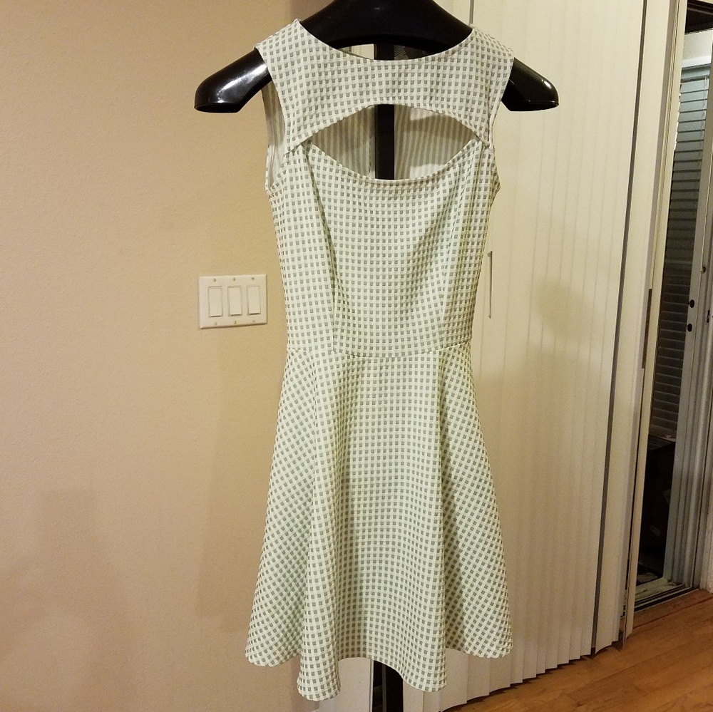 Romeo + Juliet Couture Open Chest Summer Dress